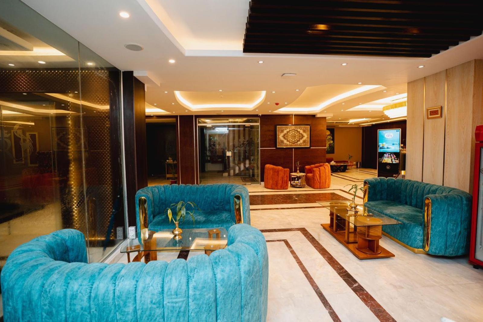 Royal Raj Hotel Раджшахи Екстериор снимка