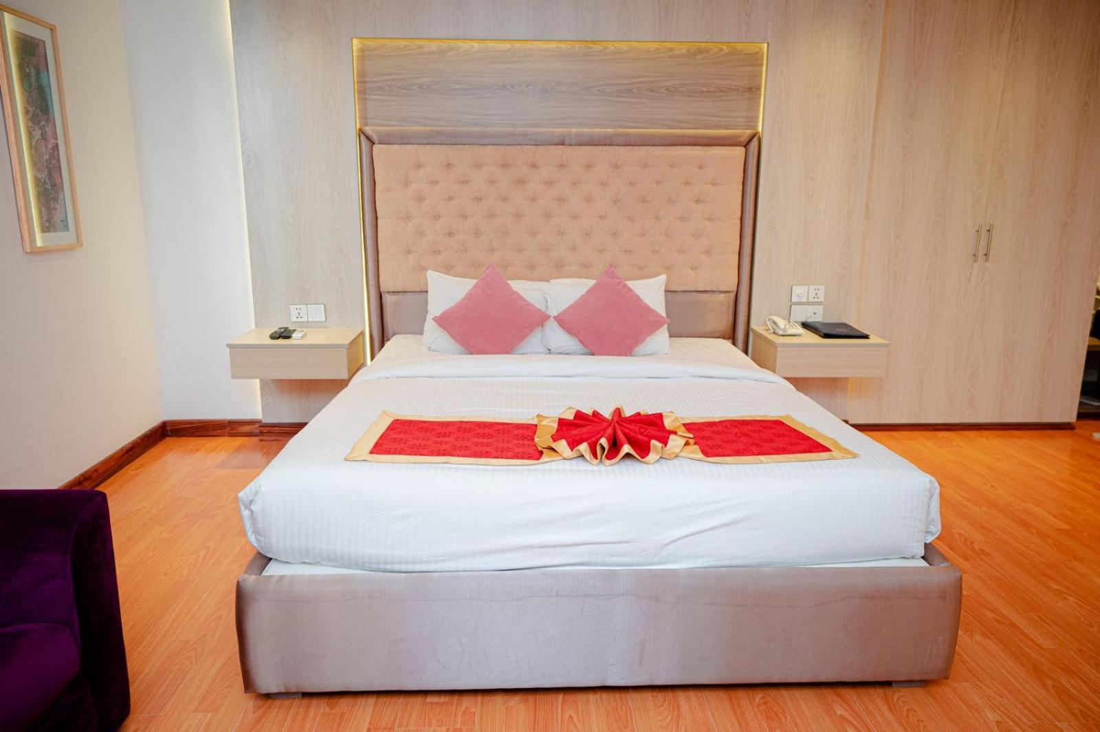 Royal Raj Hotel Раджшахи Екстериор снимка